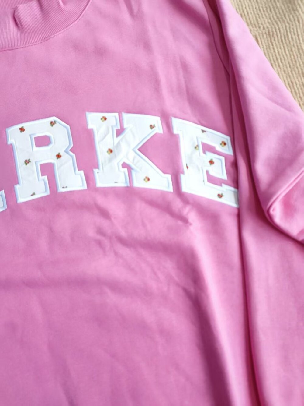 💖Size S/M PARKE Floral Applique Mock Neck Sweatshirt - Picture 4 of 7